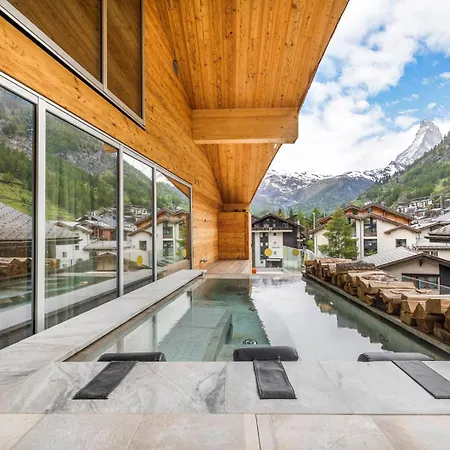 Face D'or Luxury Serviced