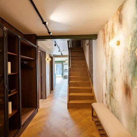 Face D'or Luxury Serviced 5*