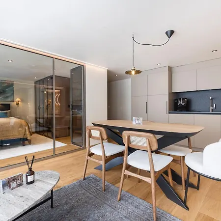 Face D'or Luxury Serviced 5* 체르마트