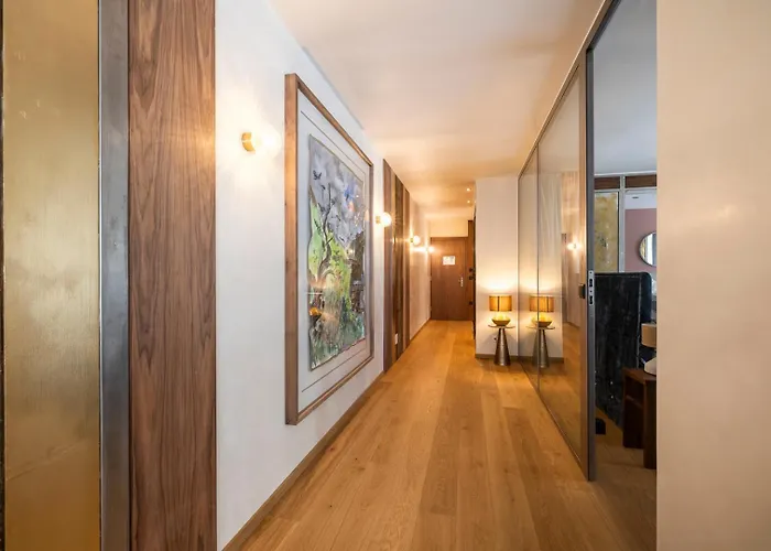 Face D'or Luxury Serviced 아파트호텔 5*