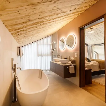 Face D'or Luxury Serviced Apartmanhotel